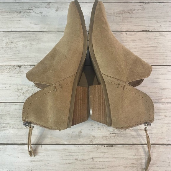 KENNETH Cole Reaction Women's Booties, Size 8.5M - Picture 5 of 8